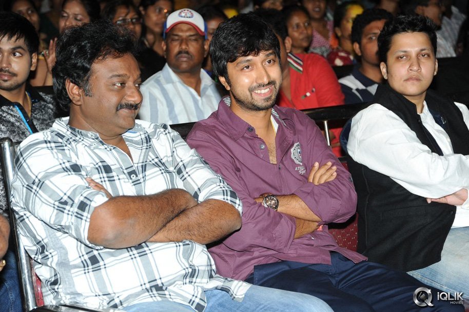 Undhile-Manchi-Kalam-Mundhu-Mundhuna-Movie-Audio-Launch
